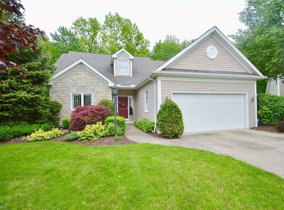 1st image of 33889 Mapleridge Blvd