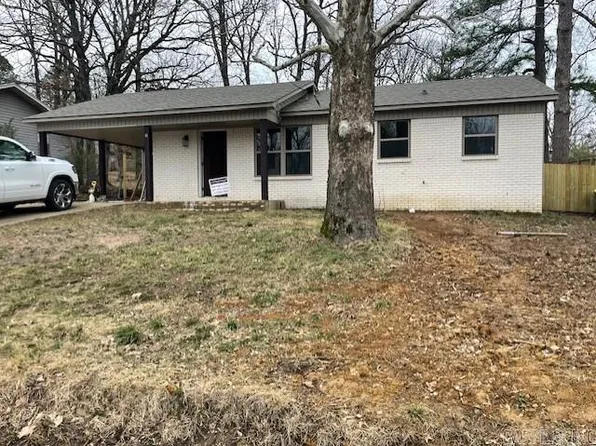 8 Hula Dr, Sherwood, AR 72120