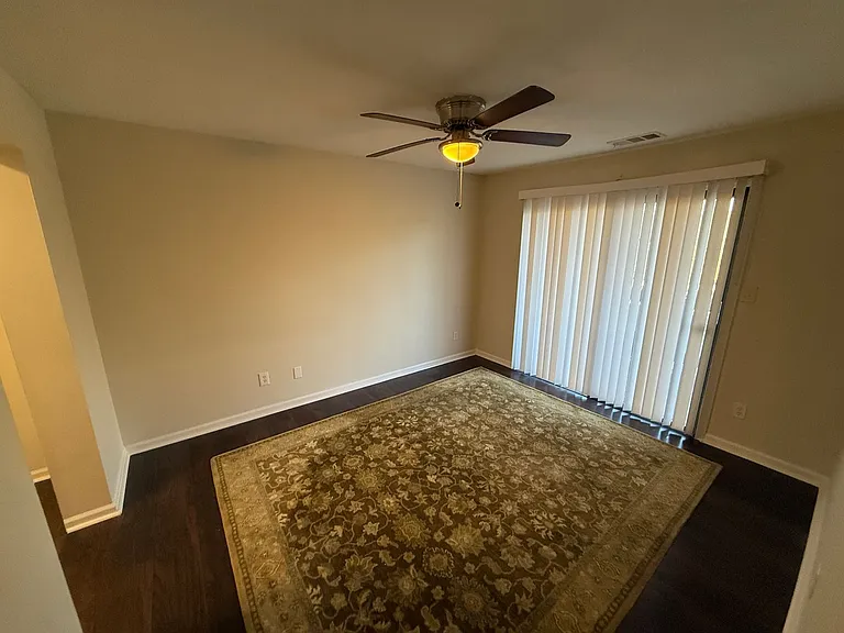 8202 Cedar Glen Dr — Photo 14