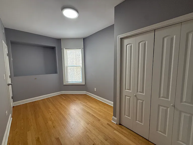 2449 N Ridgeway Ave #2 — Photo 8