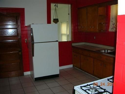 5th image of 3224 N Lawndale Ave