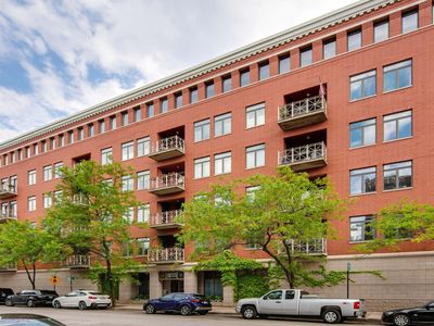 1155 W Armitage Ave APT 601, Chicago, IL, 60614