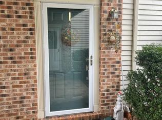 7 Village Ct, Mount Laurel, NJ 08054