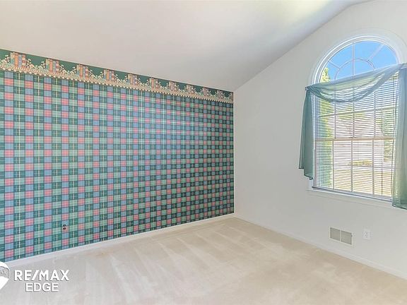 5th image of 9413 Blue Spruce Ct