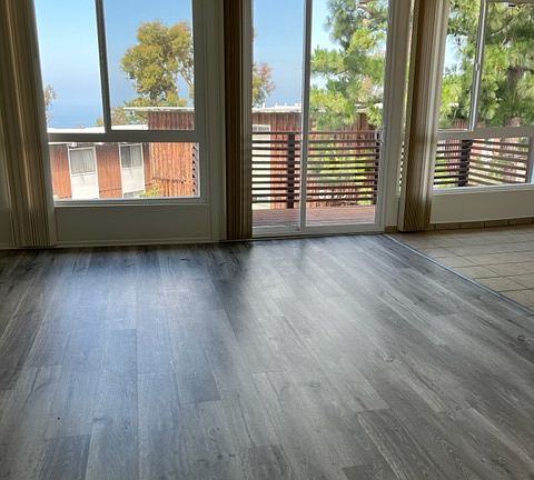 3rd image of 6706 Los Verdes Dr APT 14