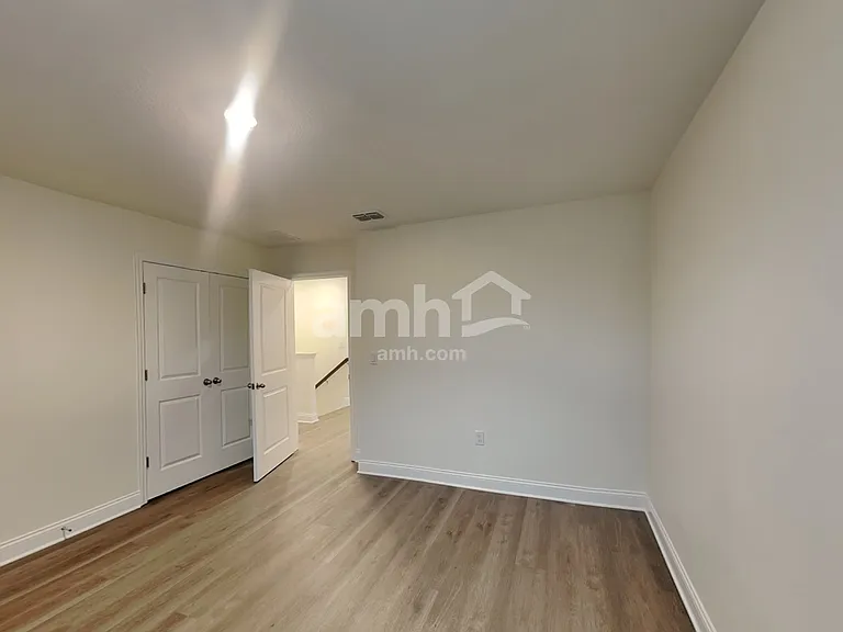 3762 Lake Bluff Loop — Photo 17