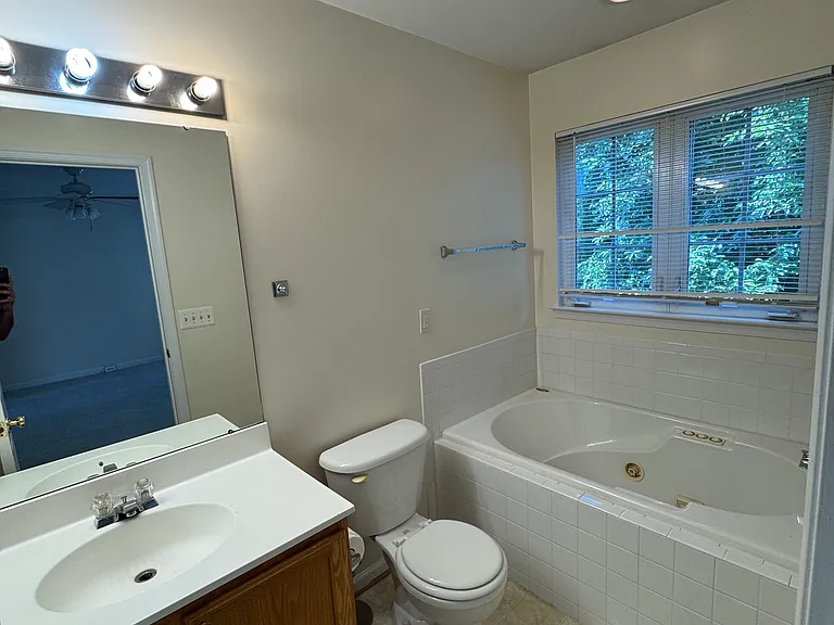 1244 Corbett Pl — Photo 54