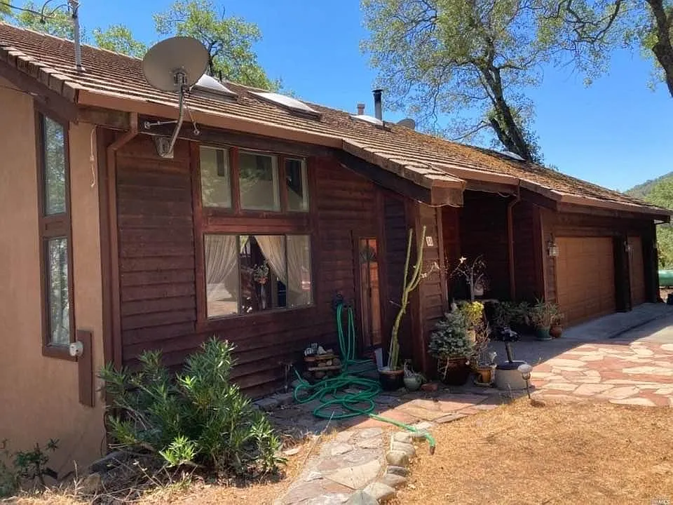 58 Juniper Dr photo 1