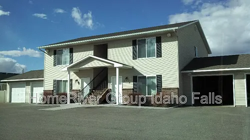 1350 Midway Ave #2 Photo 1