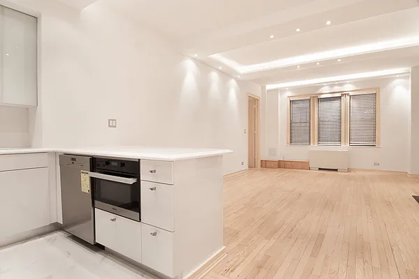 Rented by WAM Partners - William Moses Co. | media 4