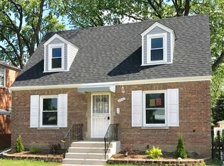 3926 Monroe St, Bellwood, IL 60104