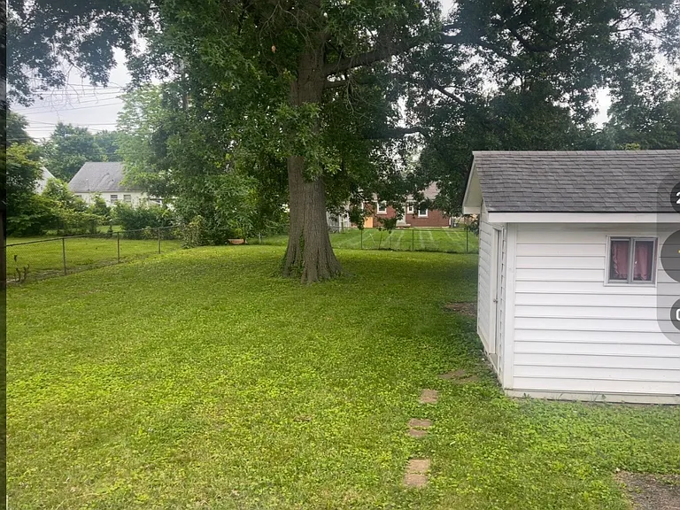 818 Carneal Rd — Photo 14