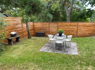 196 Windermere Ave, Toronto, ON M6S3J7