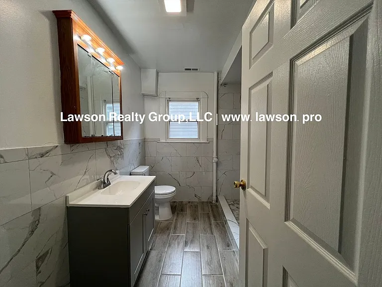 1208 Chapman Ave SW — Photo 24