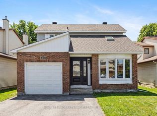 1408 Eastcliffe Way, Ottawa, ON K1B5H6