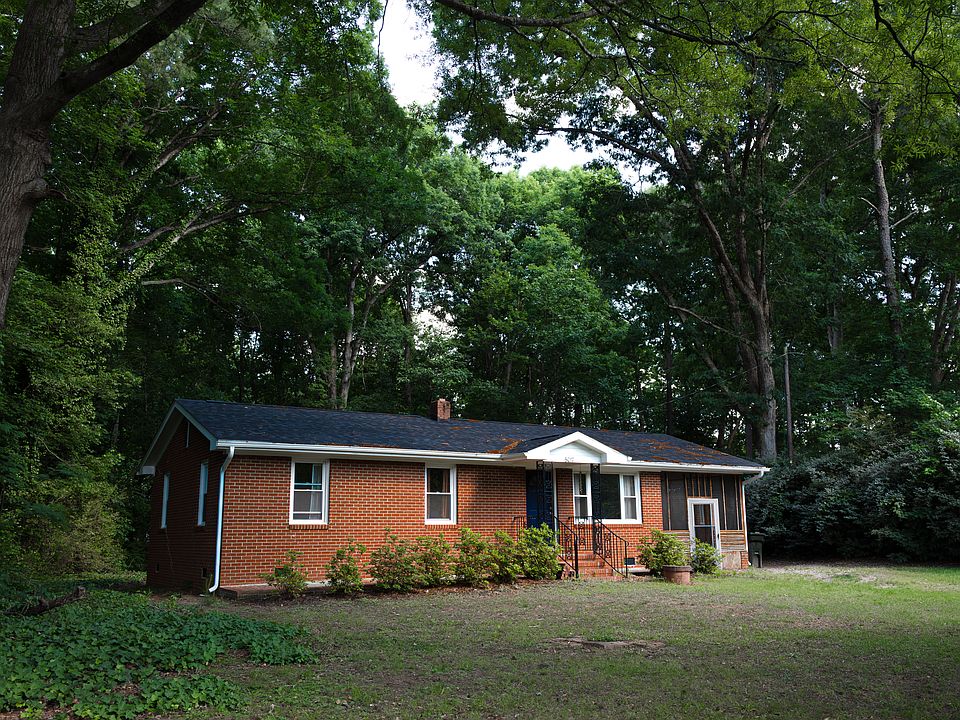 1st image of 6017 Whitaker Ln