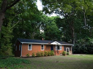 6017 Whitaker Ln, Raleigh, NC 27603