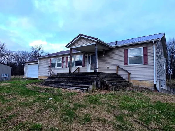 10271 N State Road 67, Edwardsport, IN 47528