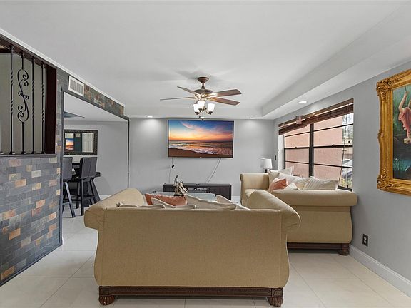 5th image of 12 Cortez Way #3-45