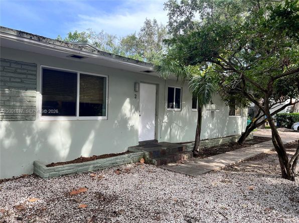 8845 NE 8th Ct APT 2