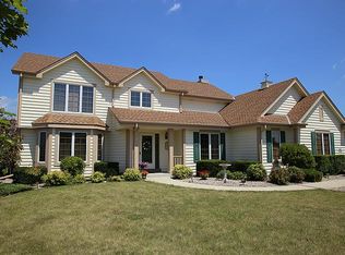 N107W15024 Cherry Ln, Germantown, WI 53022