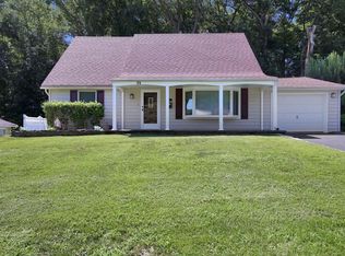 35 Juniper Pl, Aberdeen, NJ 07747