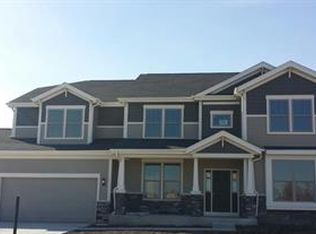 25103 W Prairie Grove Dr, Plainfield, IL 60585