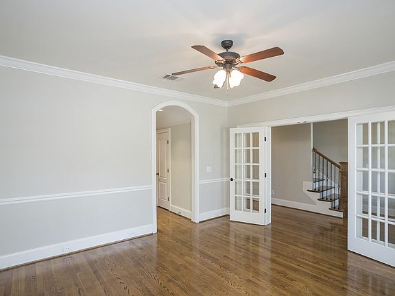 5th image of 2932 Americus Dr