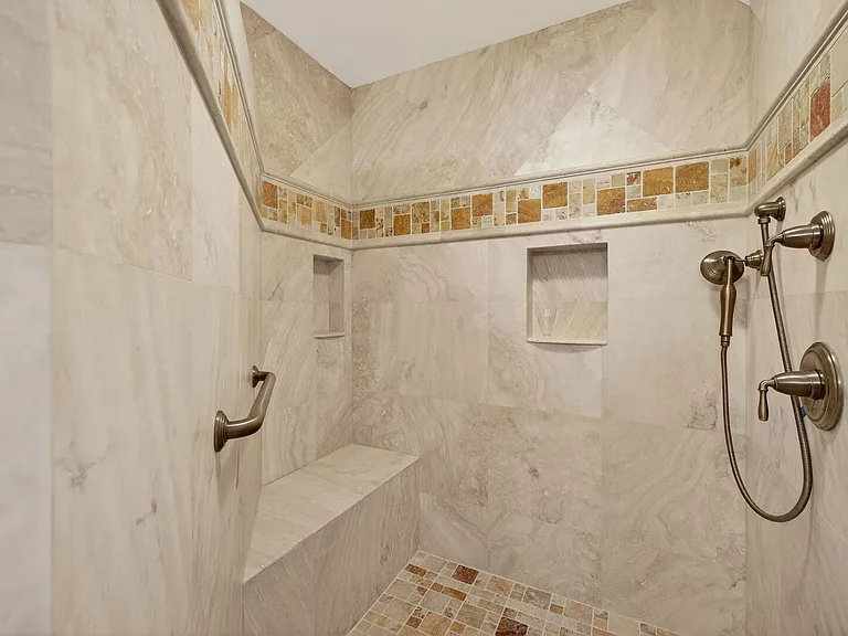 Arbor Lake Dr — Photo 25