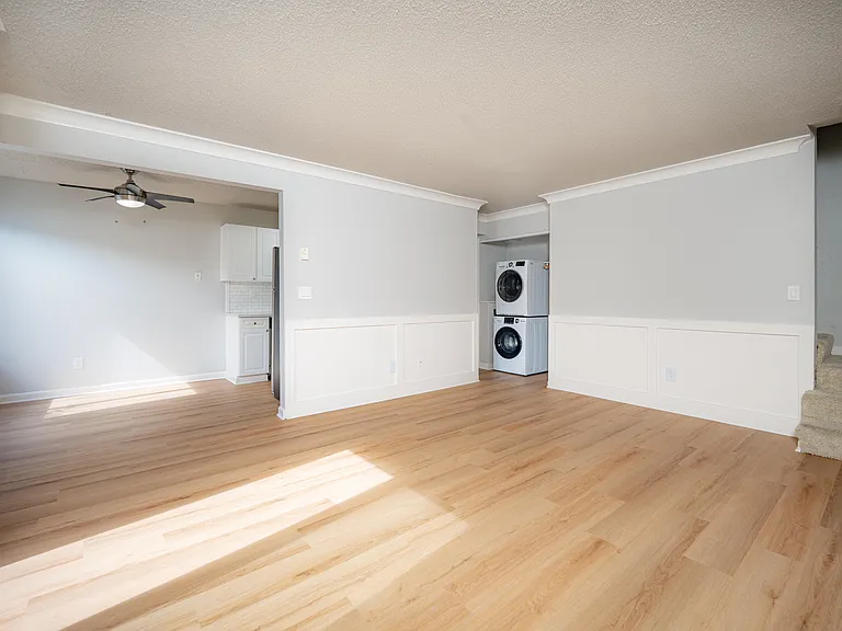 Breakwater 2 Bed Breakwater 2 Bed