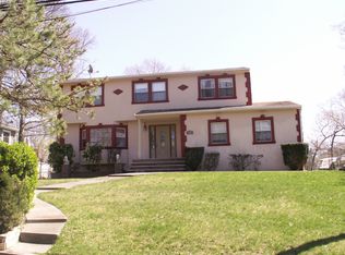 400 Boulder St, Ronkonkoma, NY 11779
