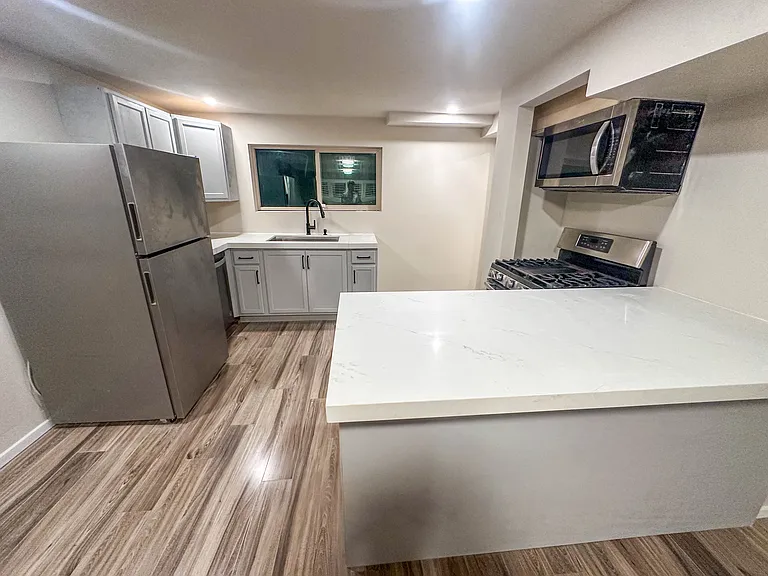 7623 S Cambria Cir #B — Photo 6