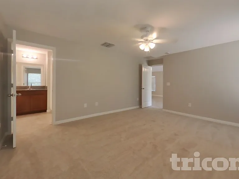 1724 Broad Winged Hawk Dr — Photo 7