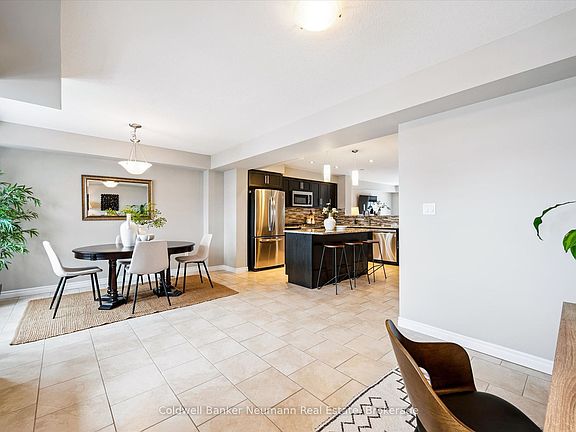 4th image of 51 Jeffrey Dr
