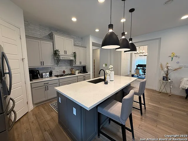 2216 Prado Dr — Photo 15