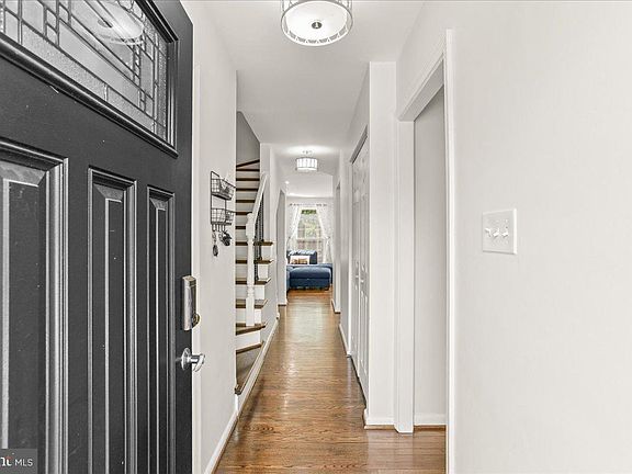 3rd image of 7213 Evanston Rd