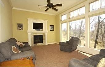 2nd image of 8916 N Saint Clair Ave