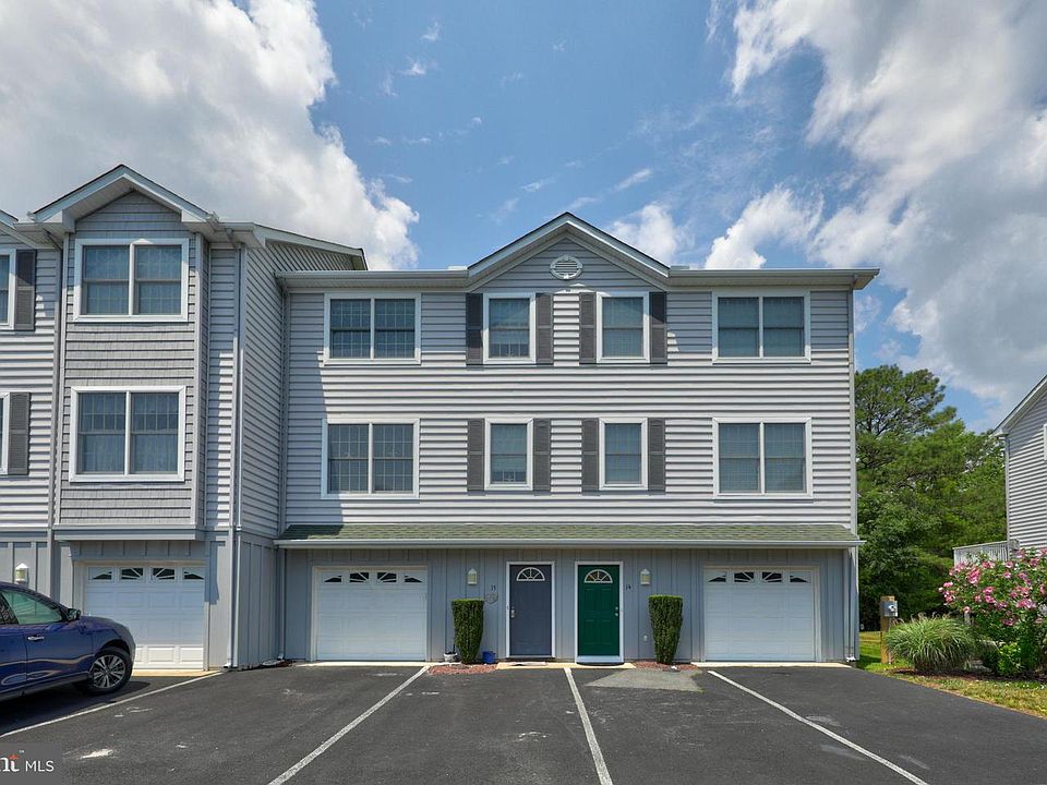 1st image of 31968 Topsail Ct Unit 15