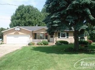 5395 Braden Rd, Byron, MI 48418