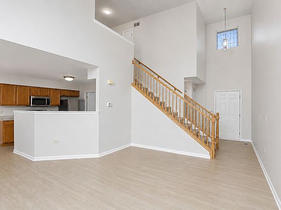 4th image of 58 Rolling Oaks Rd #B