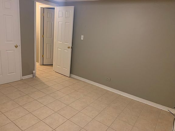 5th image of 16714 Hillside Pl