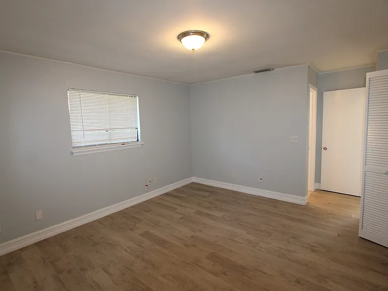 2445 Thomasson Dr — Photo 14