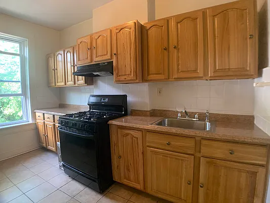 Rented by Book A Broker | media 5