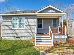 22 Hackensack Rd, Mastic Beach, NY 11951