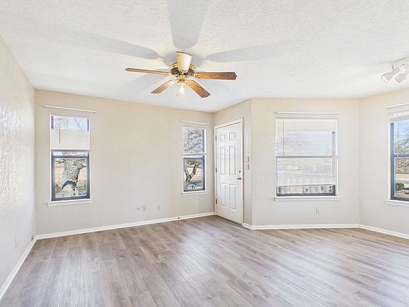 4th image of 293 Billie Dr Building 4