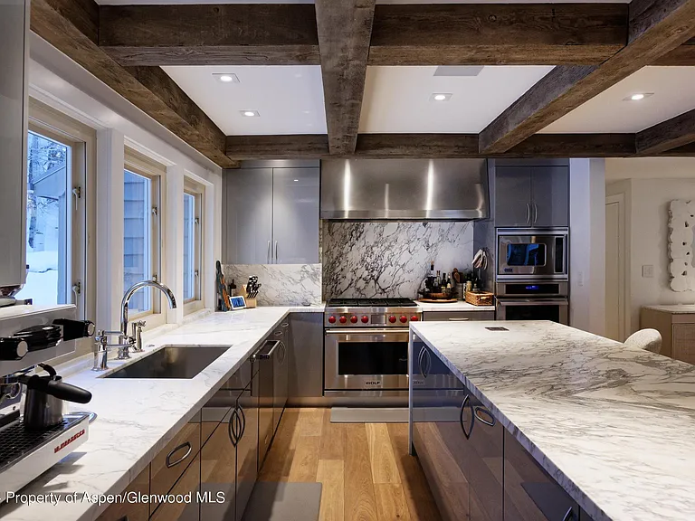 123 Larkspur Ln — Photo 14
