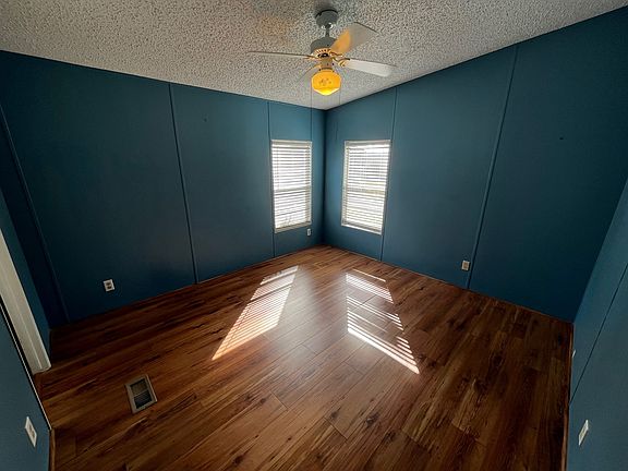 4th image of 895 Highgate Blvd #159