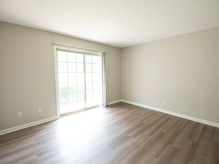 5639 Hornaday Rd #B — Photo 8