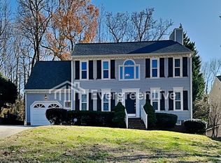 7 Downing Ridge Ct, Greensboro, NC 27407