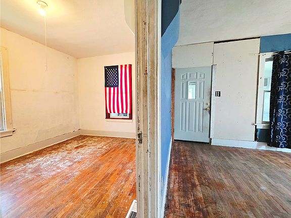 5th image of 214 S 4th St